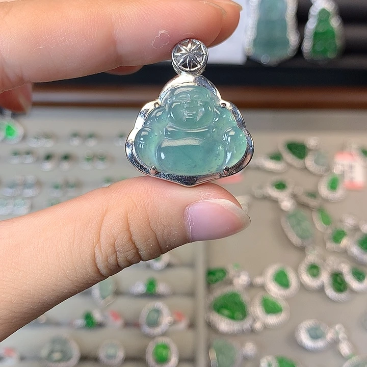 翡翠未镶嵌颈饰吊坠