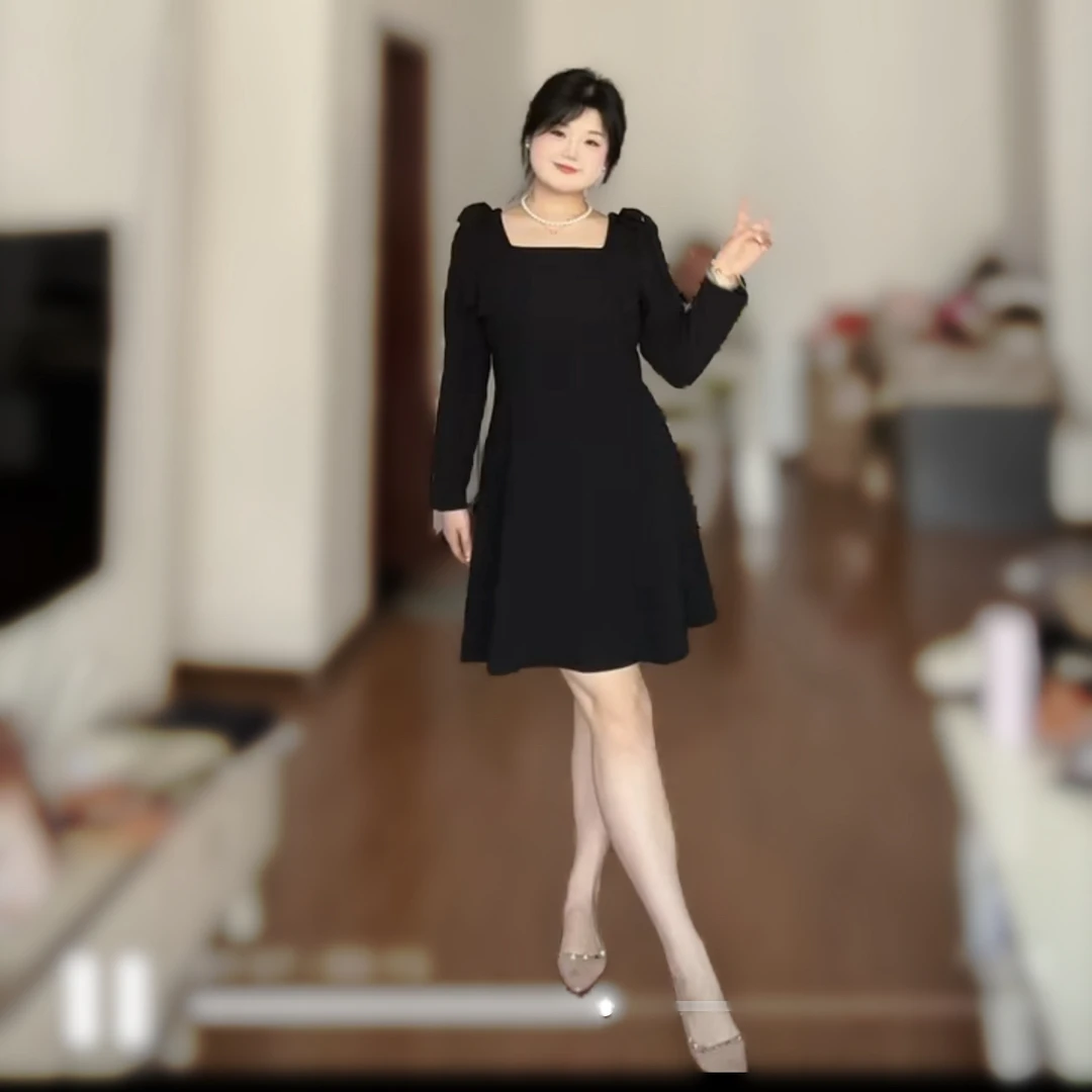 大码法式长袖方领连衣裙秋冬蝴蝶结小黑裙胖MM遮肚显瘦裙子