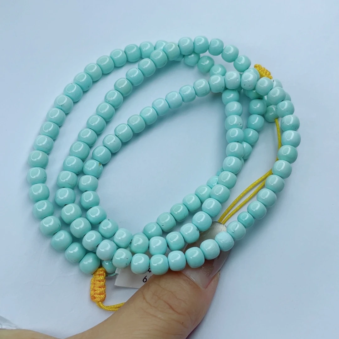 你***明绿松石未镶嵌颈饰