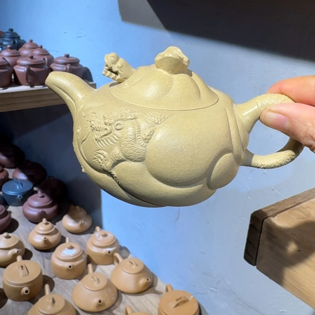 本山绿泥茶壶200毫升左右