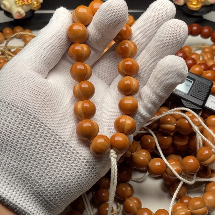 叶***_手串猴头核桃屁桃