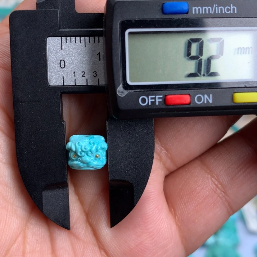 【闪购商品】绿松石未镶嵌雕刻