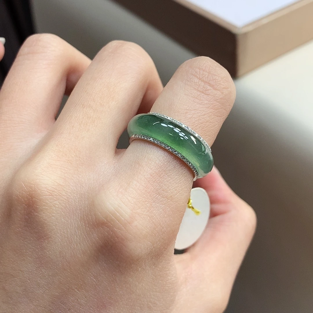 翡翠戒指18K金镶嵌15-16一套