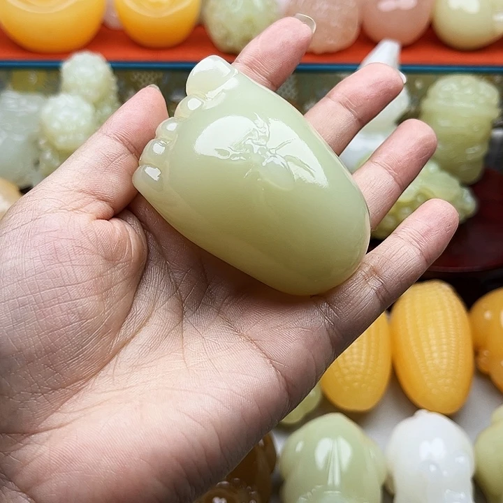 小***奶石材脚丫手把摆件