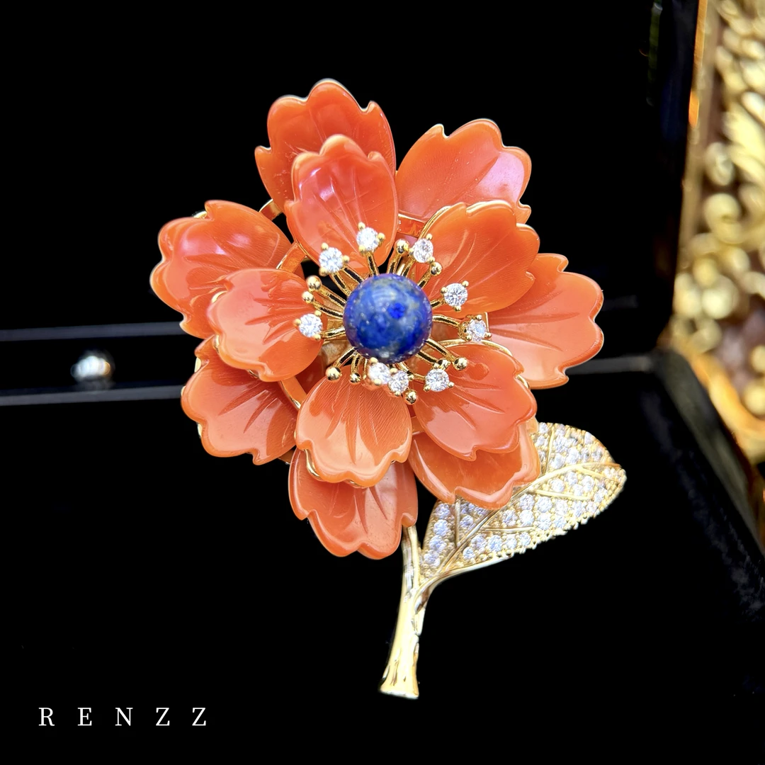 1316 橘红螺系列设计师款定制款贝壳山茶花胸针