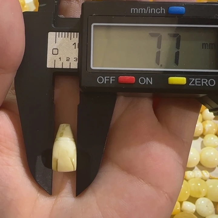 未镶嵌琥珀裸石瓷白小三通
