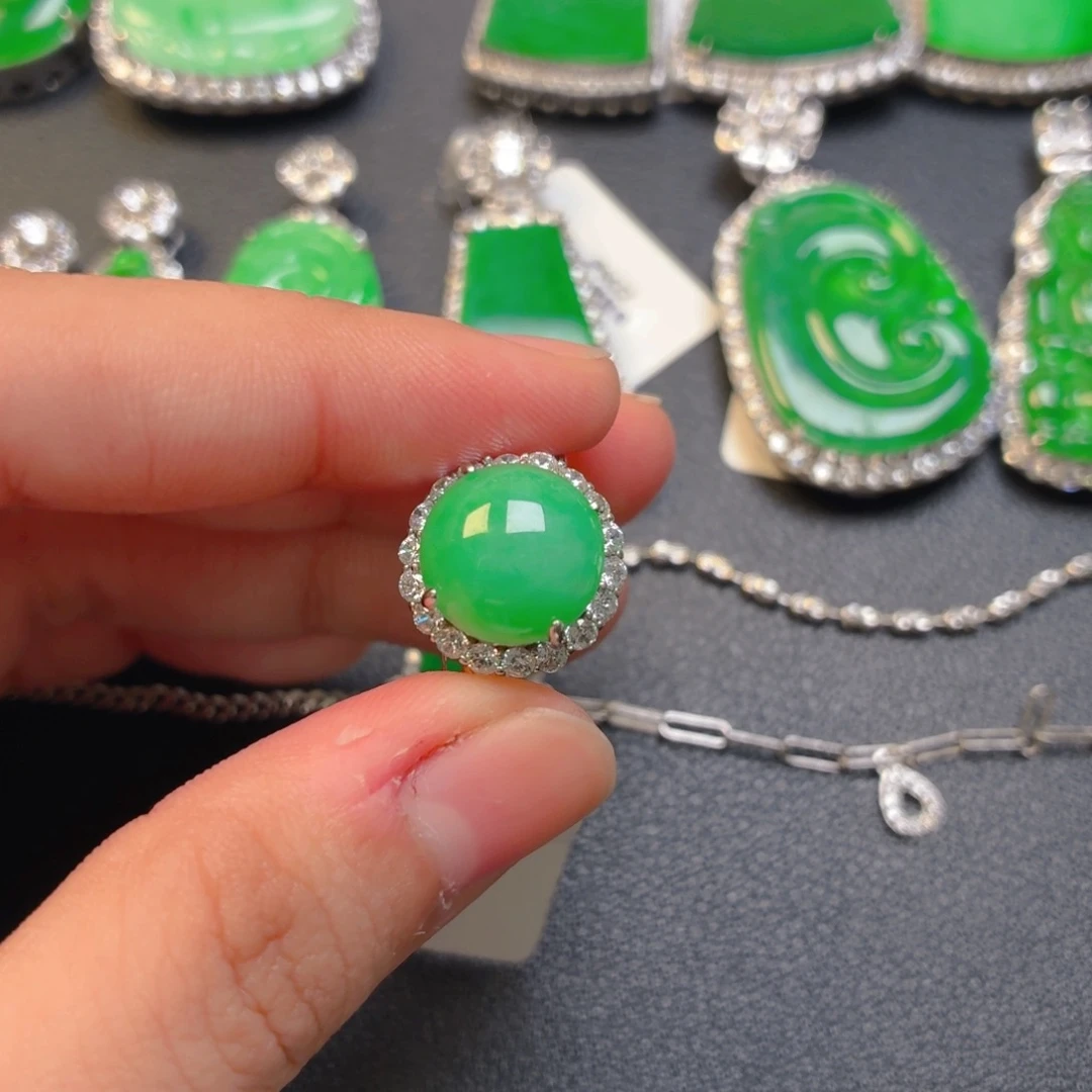 翡翠银S925镶嵌颈饰