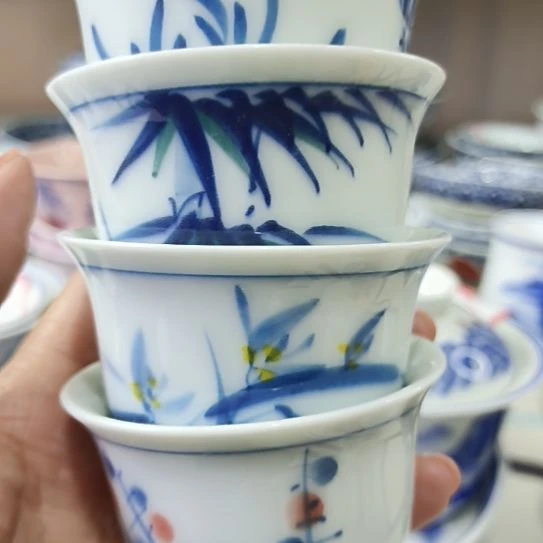 景德镇陶瓷品茗杯