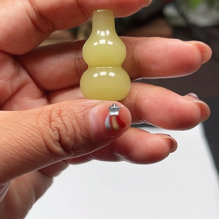 和田玉（糖玉）未镶嵌颈饰