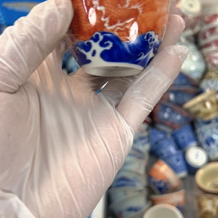 瓷片白青花泛红鱼化龙刚杯客杯q