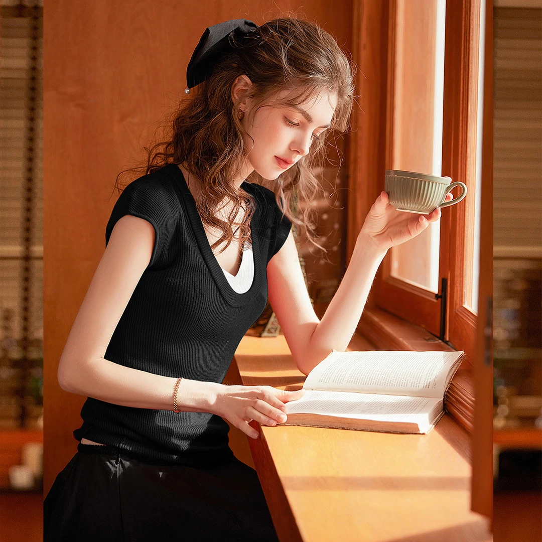 【商场同款新品】白鹿语夏气质圆领修身撞色假两件针织衫YU20042