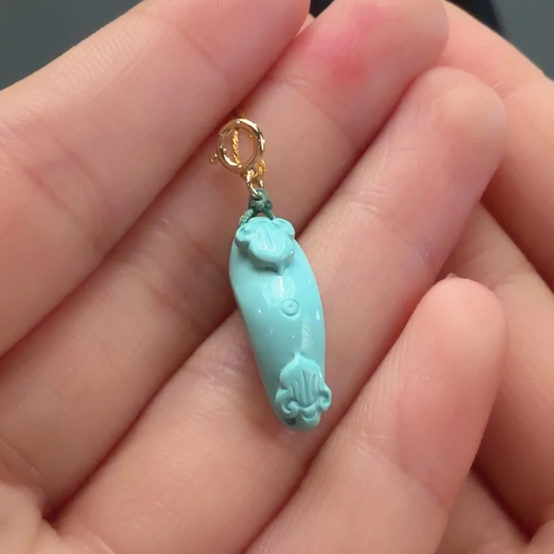 绿松石未镶嵌颈饰