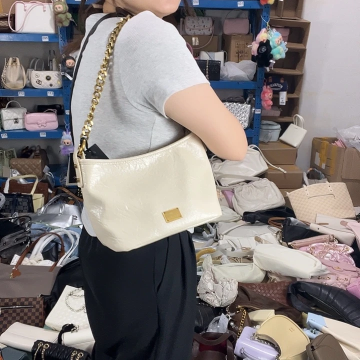 蚕丝402健健康康平平安安