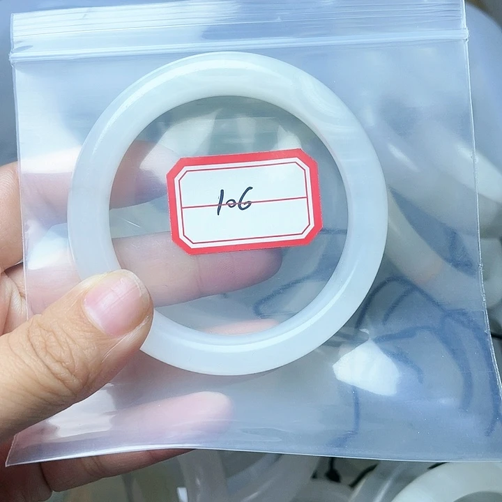 石英质玉手镯未镶嵌106