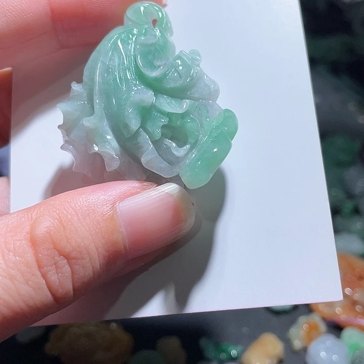 颈饰未镶嵌翡翠天