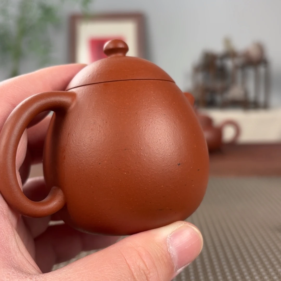 紫砂茶壶j****。微瑕黄龙山原矿紫砂壶