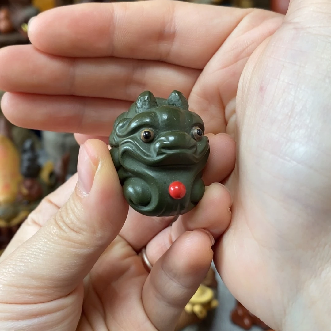 紫砂茶宠佛很健康