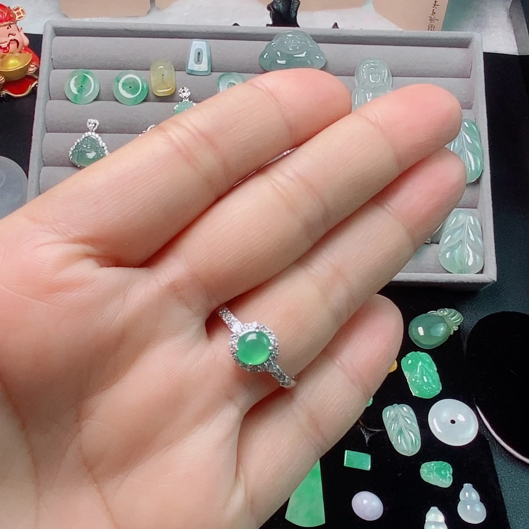 翡翠未镶嵌戒指蛋面