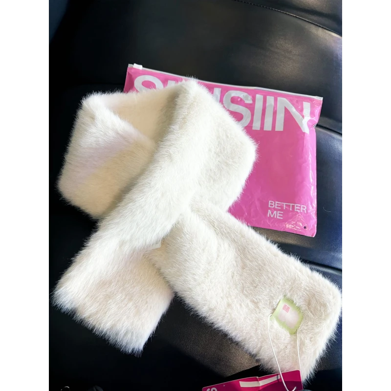 【P牌福利清仓】冬季加厚保暖交叉护颈短款环保毛小围脖毛绒围巾