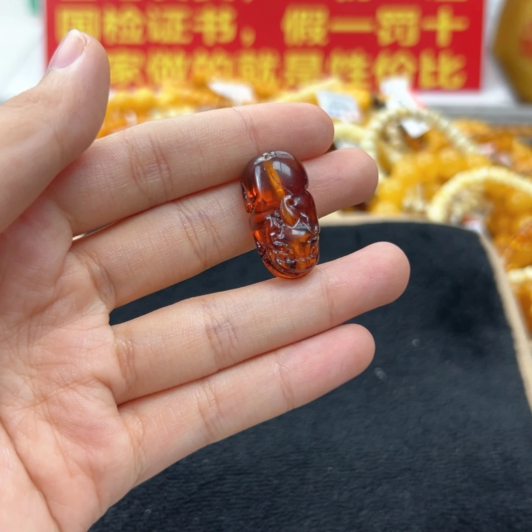 琥珀未镶嵌珠宝奇石