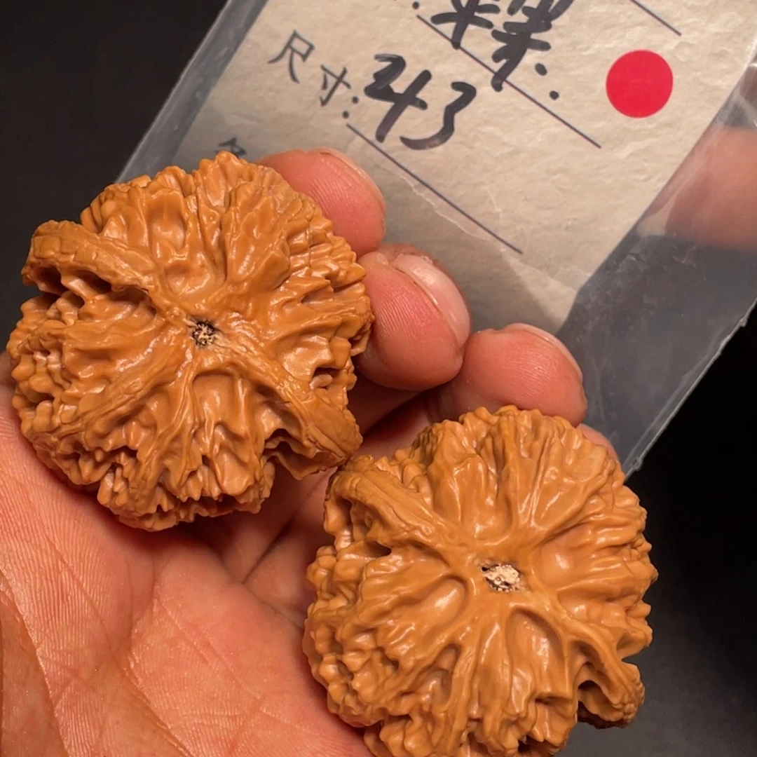 文玩核桃吊坠文玩核桃