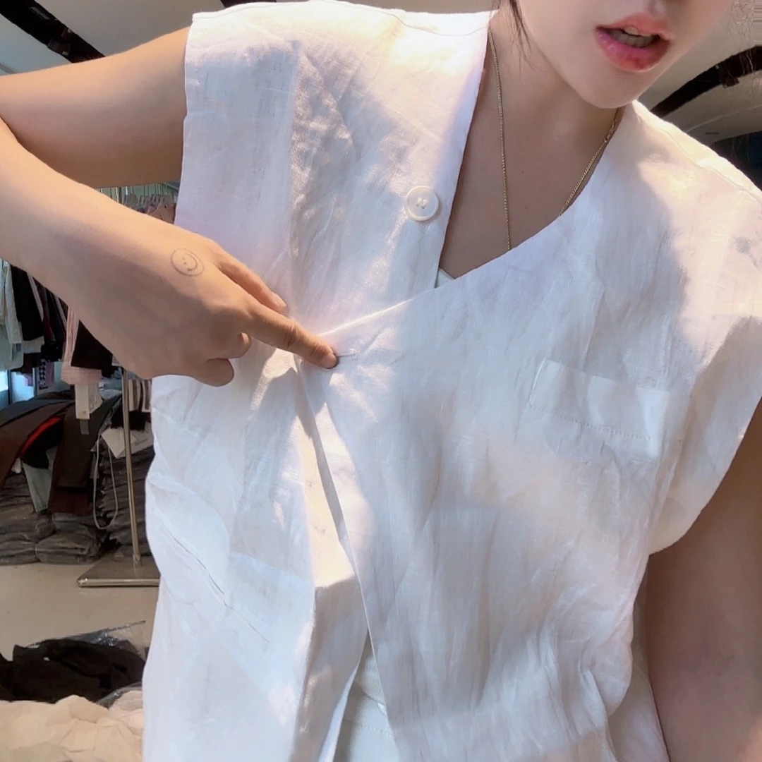 里安家亚麻白色马甲