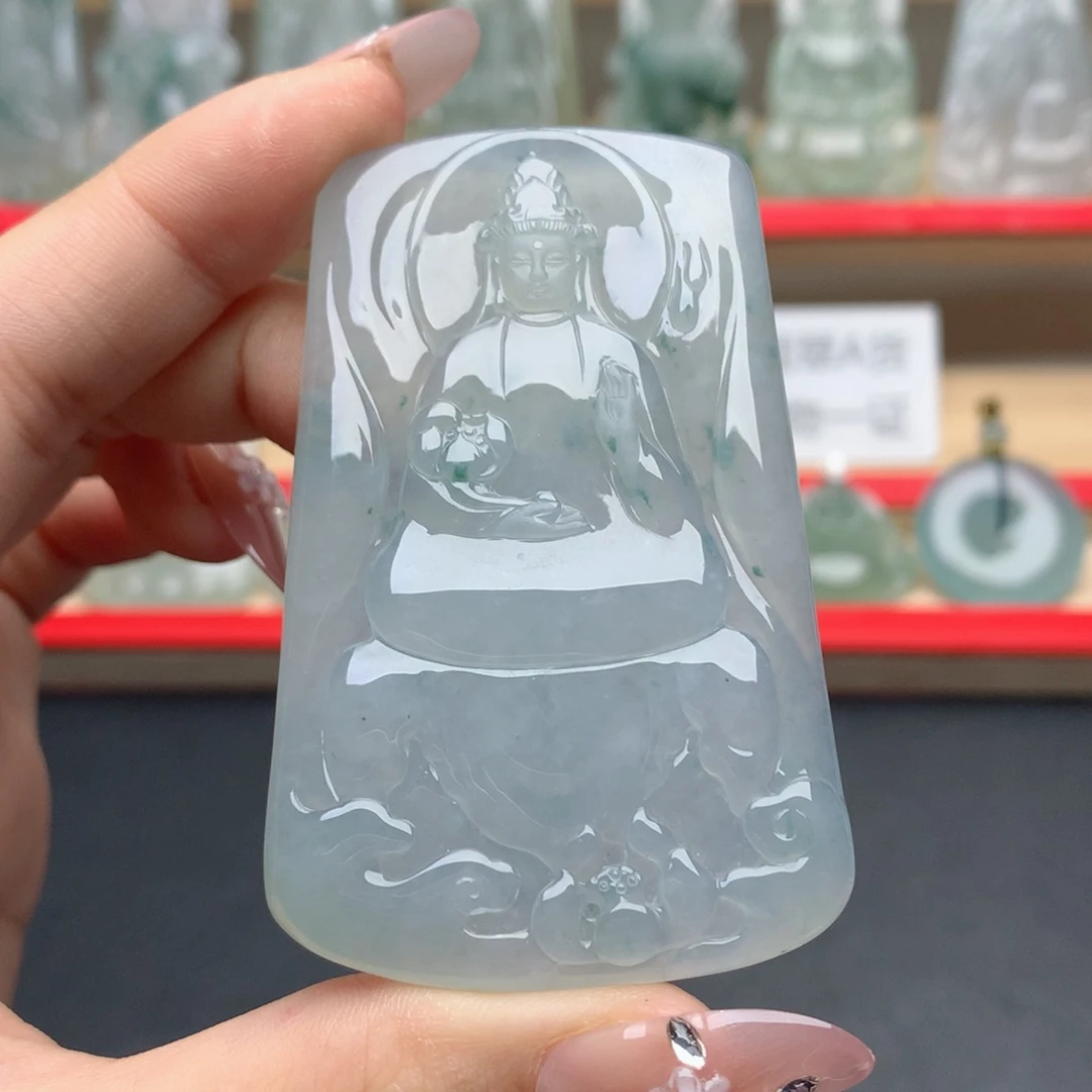 春***实翡翠未镶嵌颈饰大势至