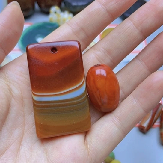 【闪购商品】玛瑙/玉髓手镯未镶嵌心***…