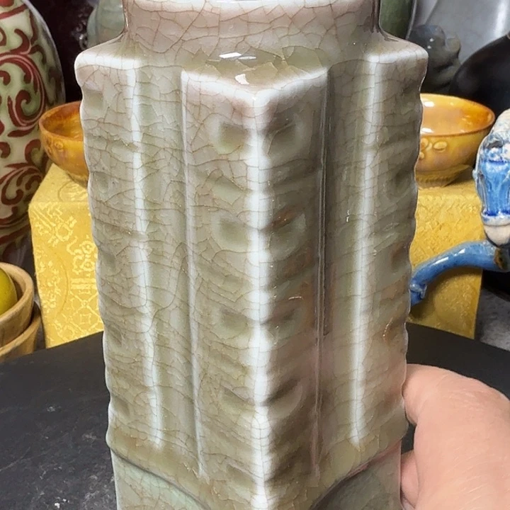 嗯***滴瓷片瓷瓶器型美观大方