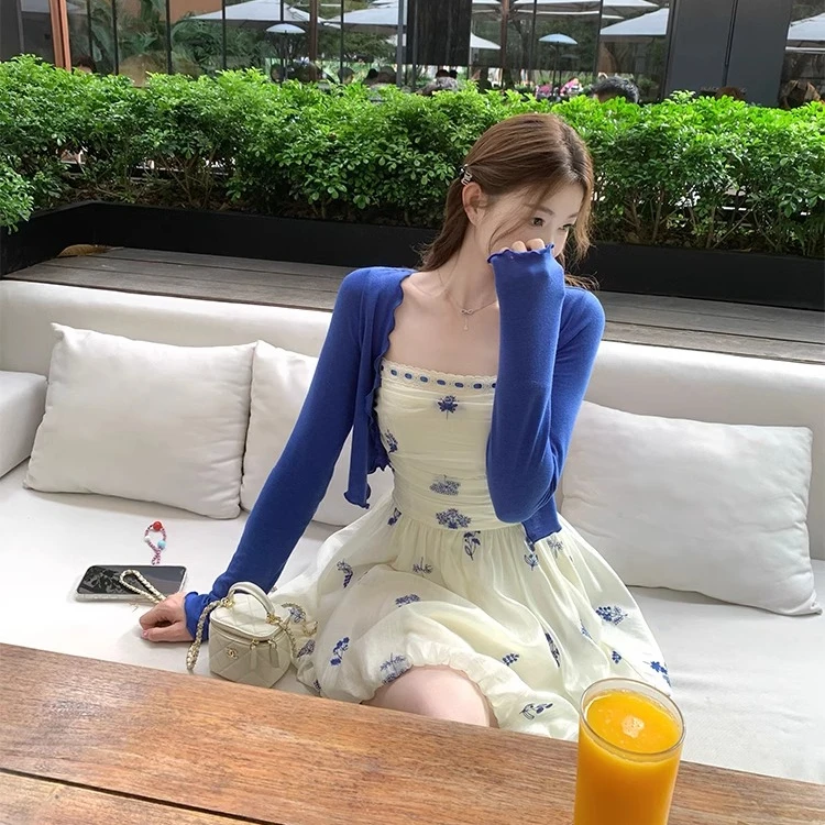 夏季秋季气质显瘦纯欲复古小众碎花法式吊带裙长袖针织高腰收腰修
