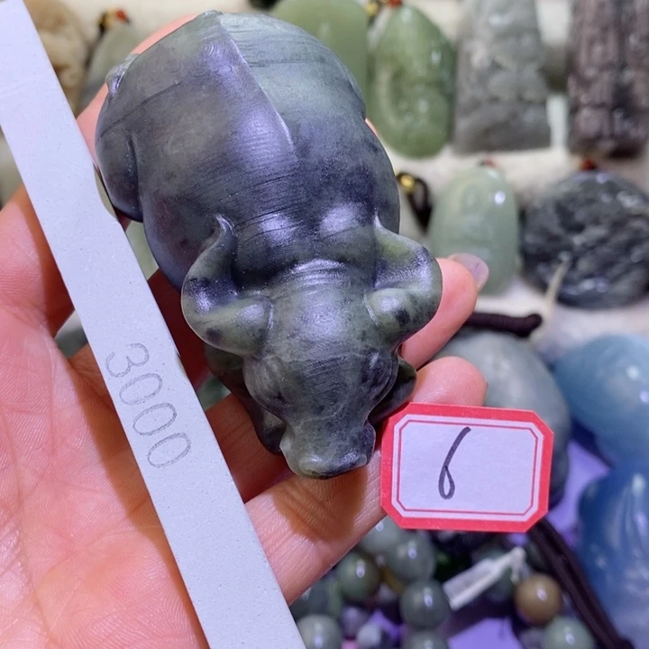 和田玉边角料未镶嵌