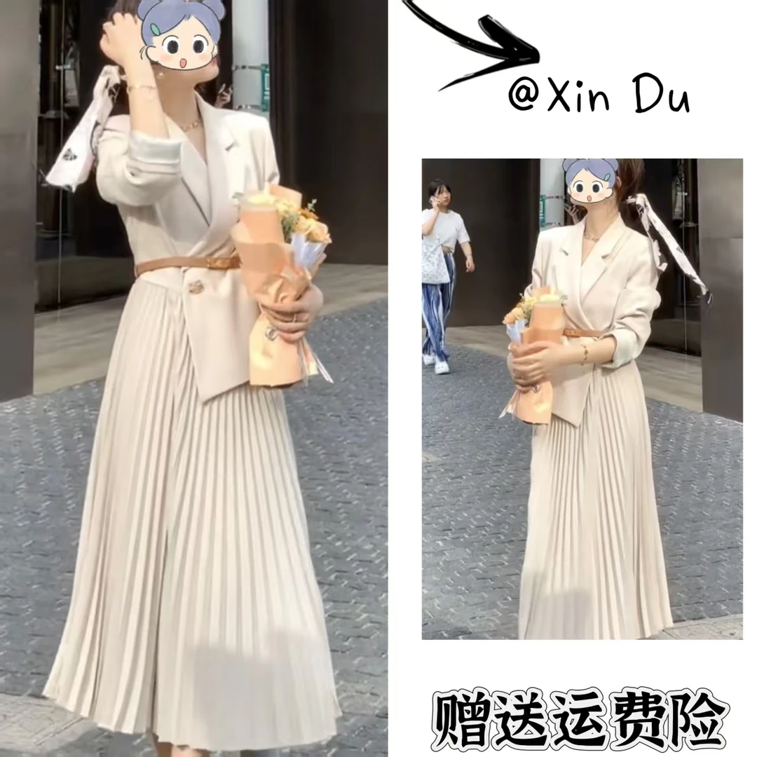 2025秋冬季新款时尚显瘦气质女士网红洋气连衣裙百搭款D24170