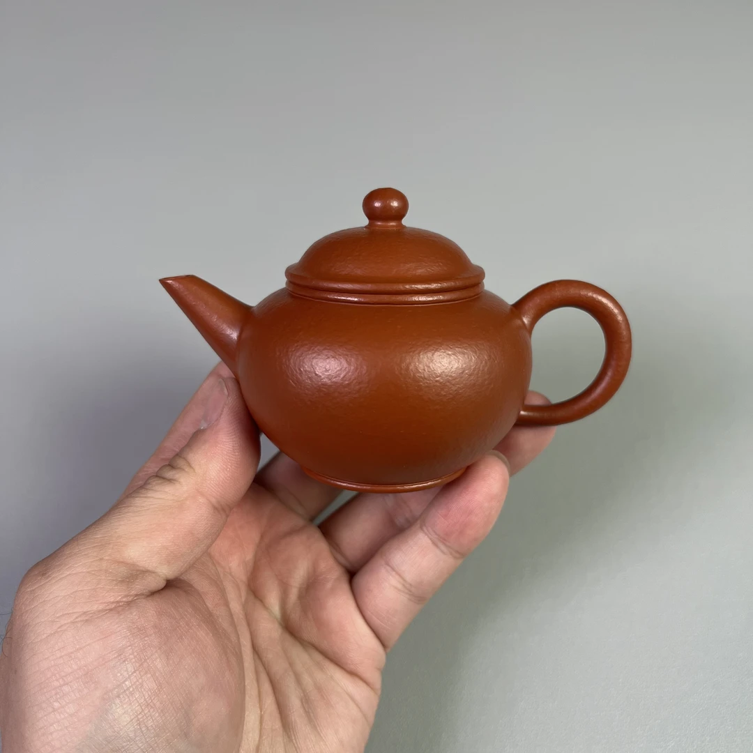 水平壶+100CC+赵庄朱泥+全手工制作+茶山卧雪精工细作+宜兴紫砂壶