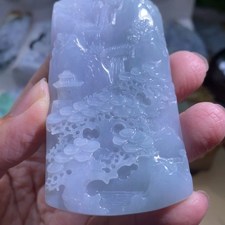 【闪购商品】颈饰未镶嵌翡翠山水