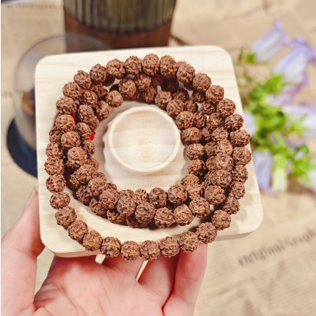 尼泊尔小金刚菩提皮质高油高密老树王大长串脖挂文玩佛珠