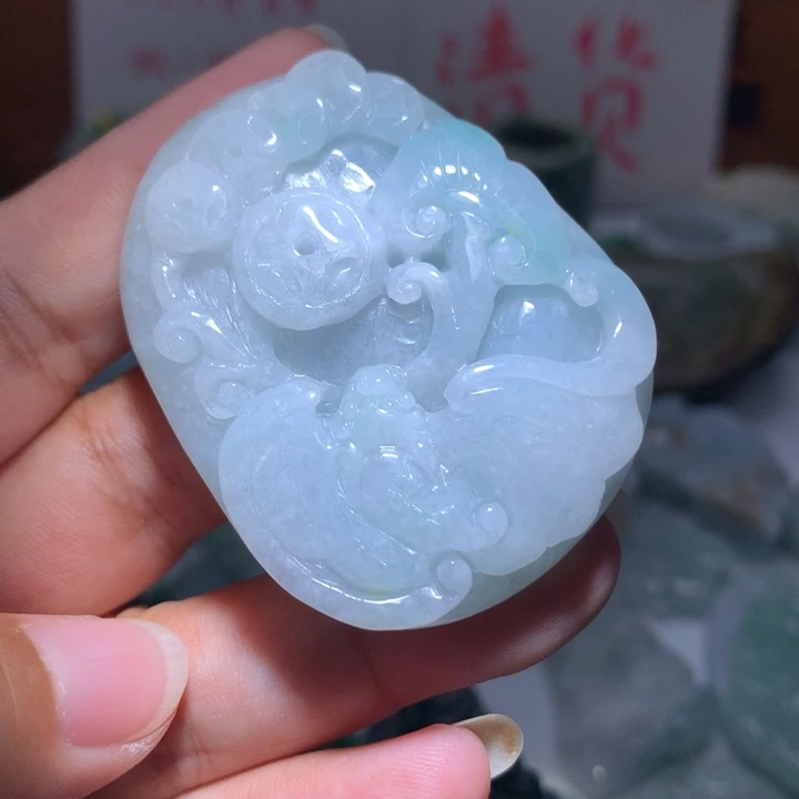 翡翠未镶嵌颈饰保真天然A货翡翠