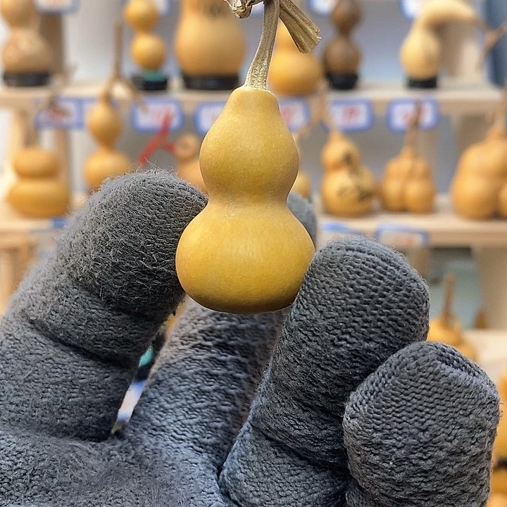 李**?直播间手把小葫芦