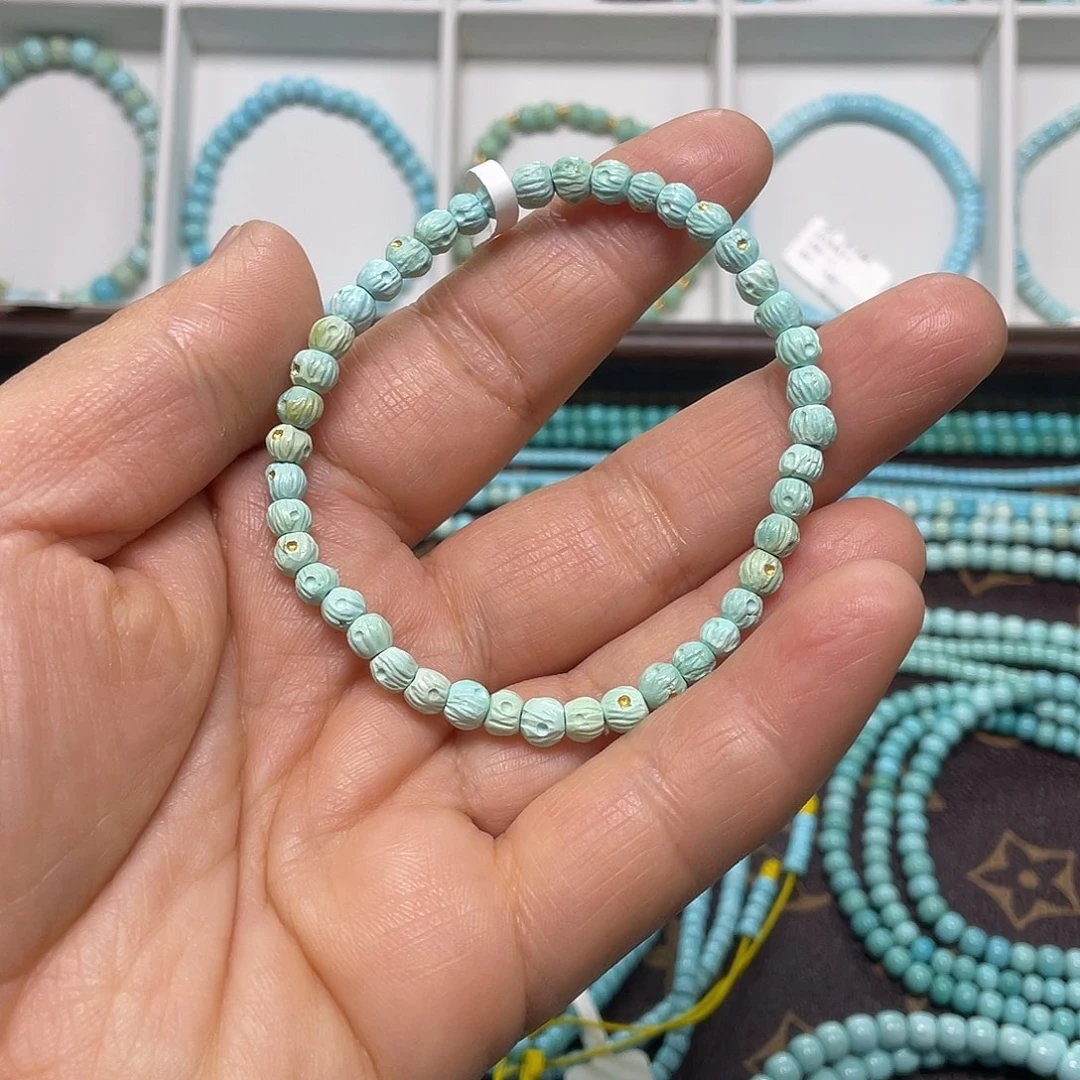 绿松石未镶嵌珠宝奇石014