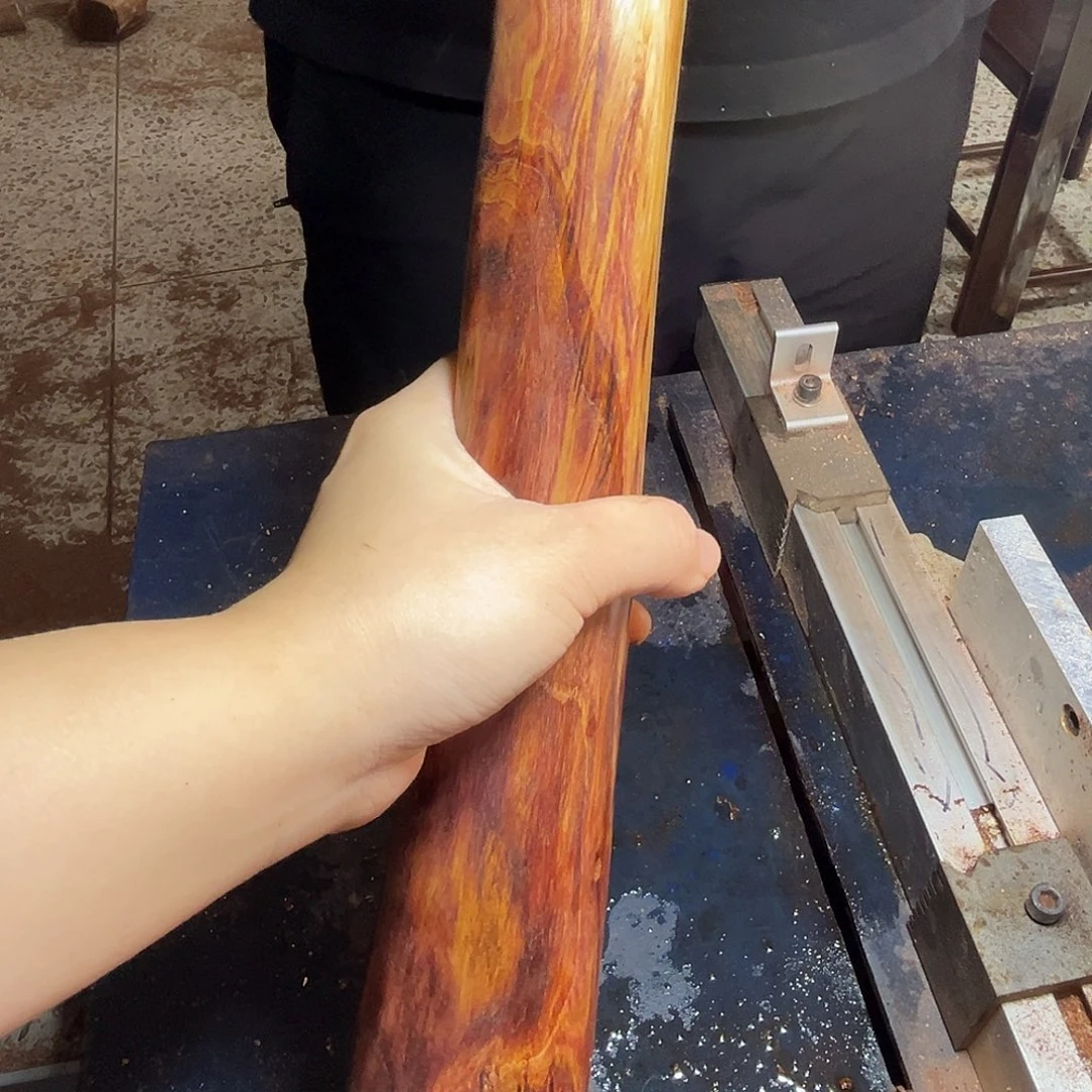 敬***黄花梨/降香黄檀把件横财