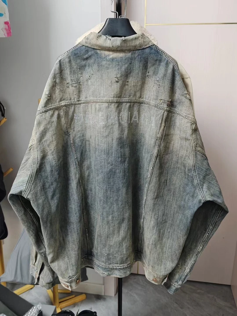 99新 Balenciaga/巴黎世家 3码 23SS糜烂水钻泥染牛仔夹克外套