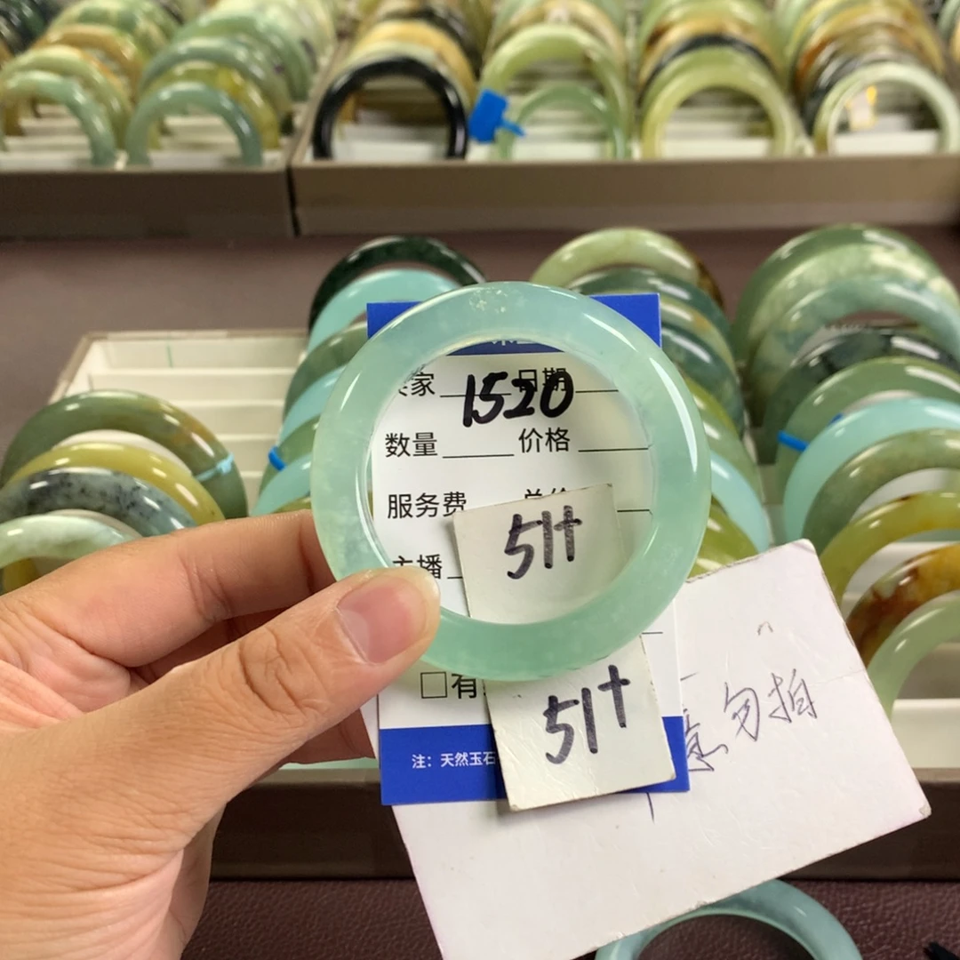 未镶嵌蛇纹石玉手镯1520