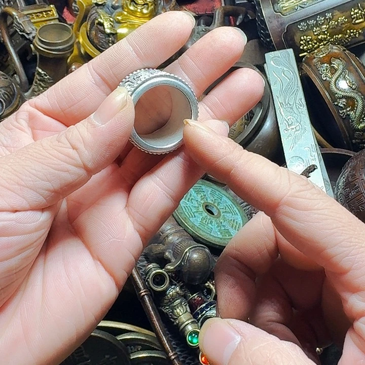 铜器摆件收收藏藏