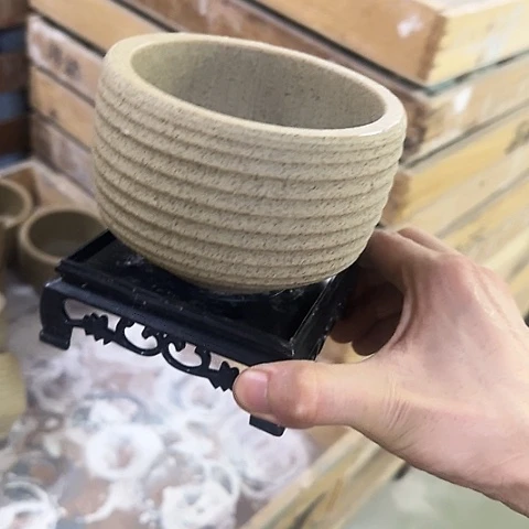 ··［送塑料托盘］··