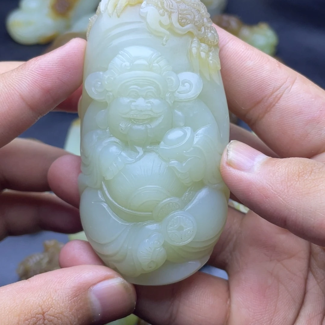 和田玉（糖玉）未镶嵌颈饰