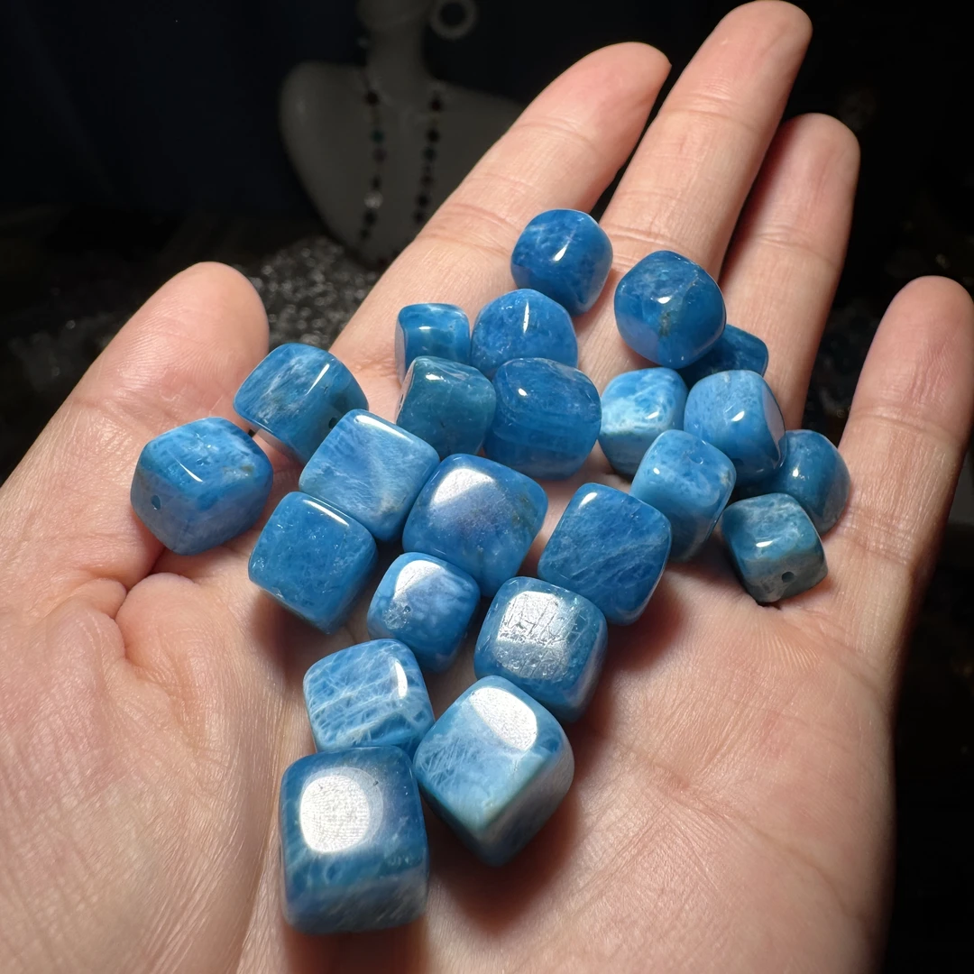 天然蓝磷灰方糖发2颗宽卡约8mm