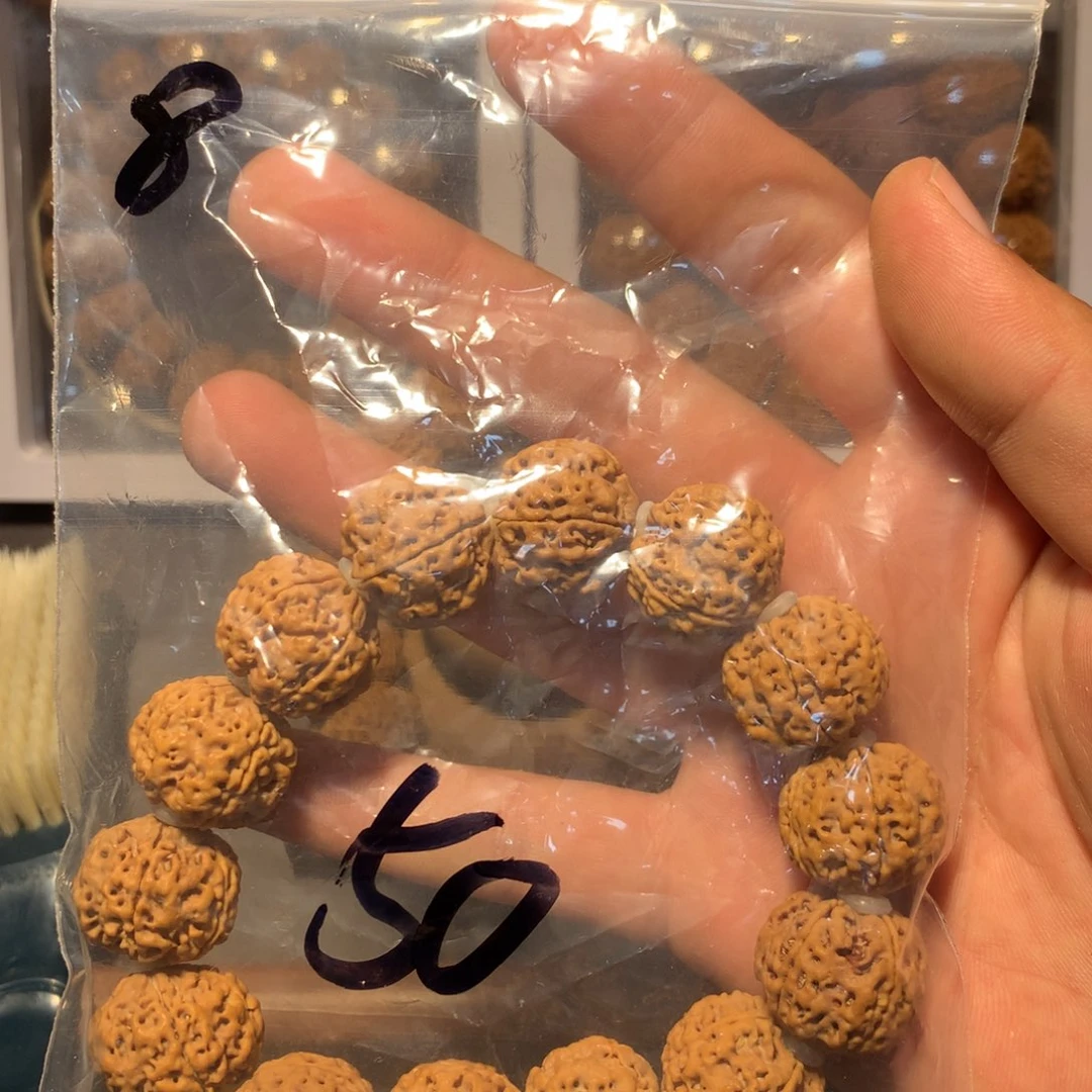金刚菩提吊坠潼****贝8。