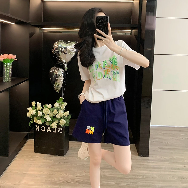 韩版显瘦2025夏季新款多巴胺白色短袖T恤蓝色短裤休闲百搭两件套