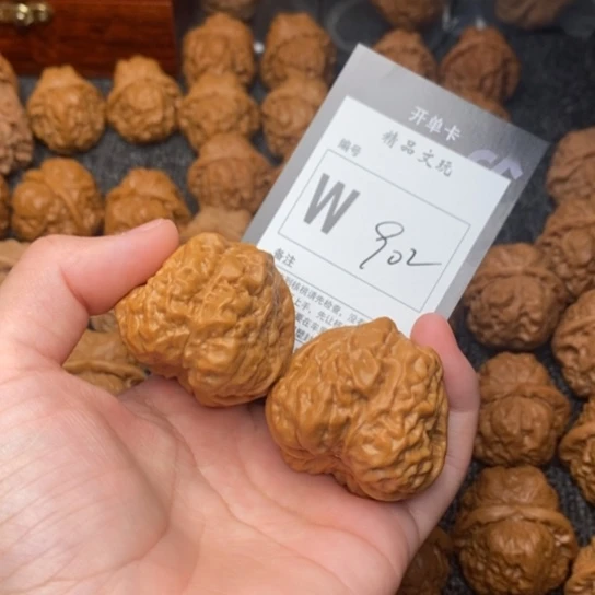 吊坠桃核杨我是第一百40