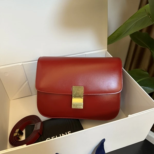 思琳/包包/95新/市场价18900/250913TA0021