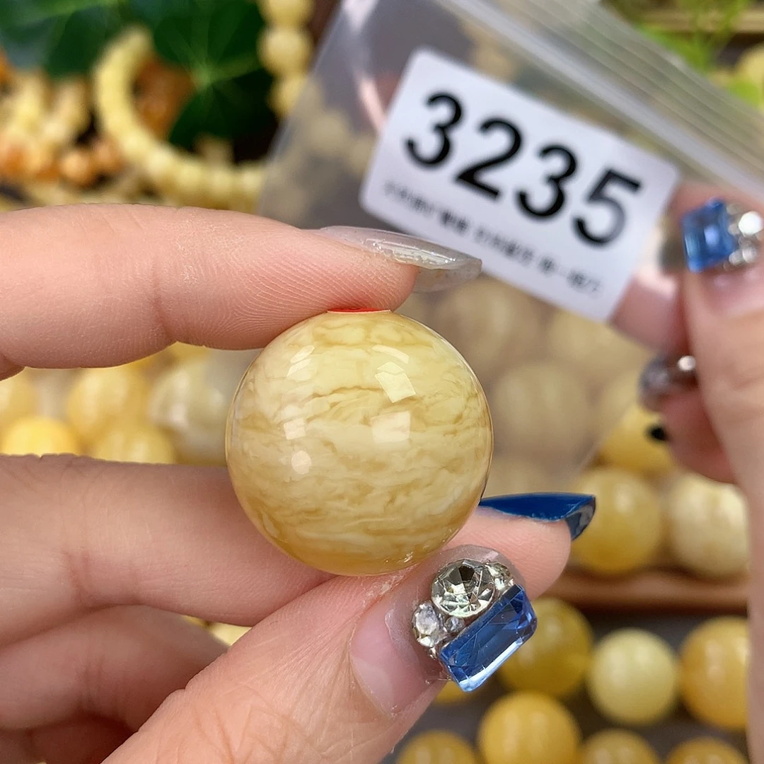 蜜蜡未镶嵌珠宝奇石25.1
